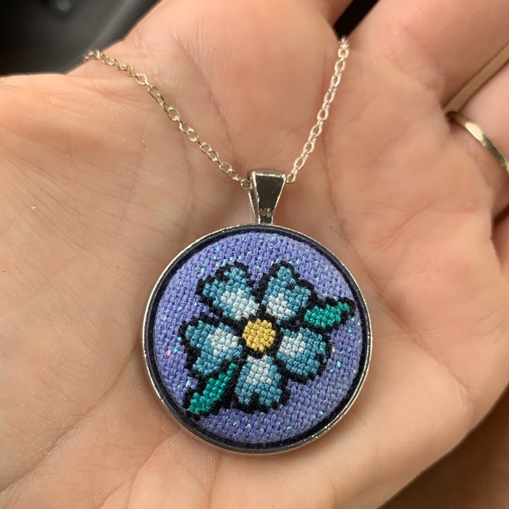 Flower handmade necklace jewelry keychain gift